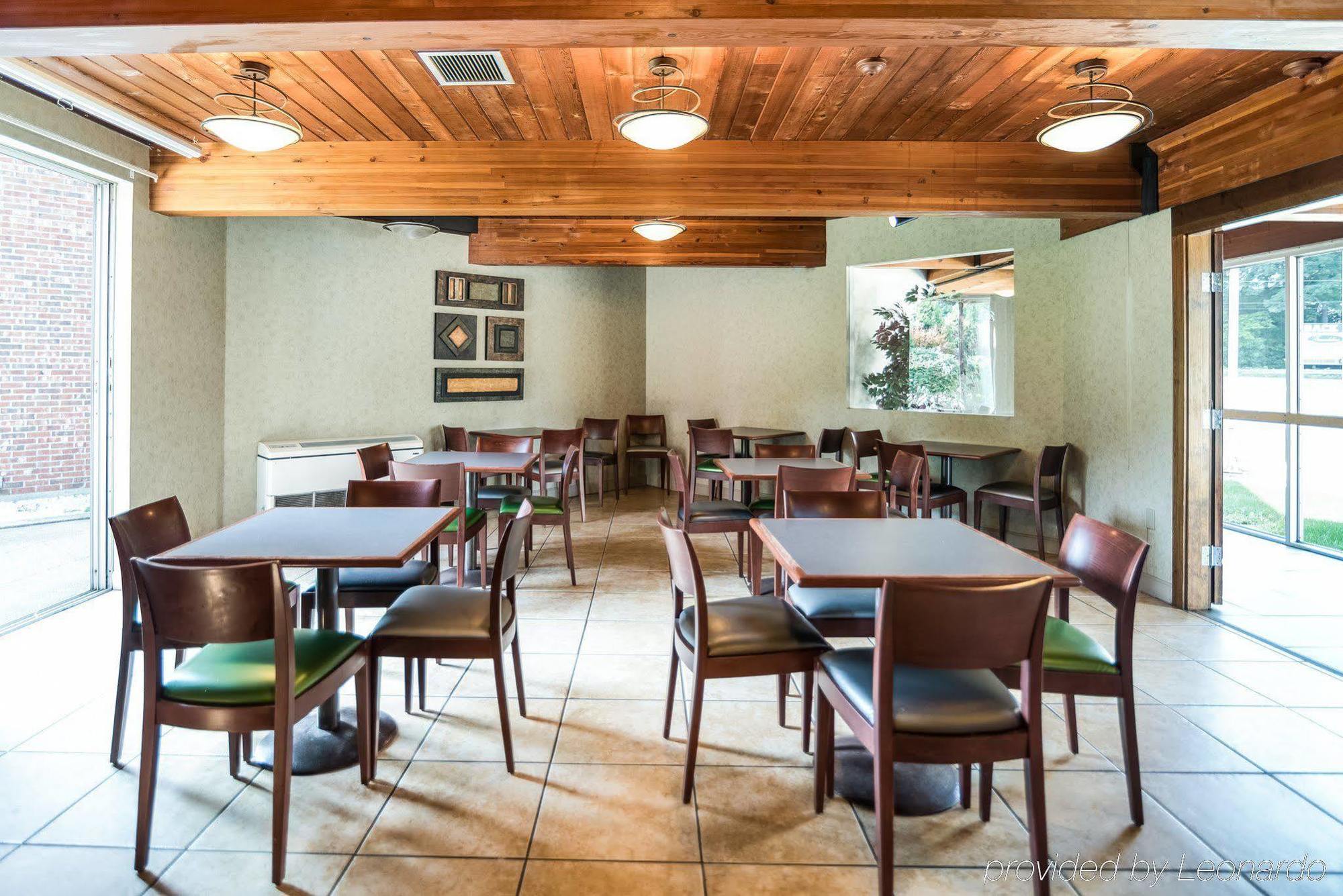 Rodeway Inn グリーンフィールド エクステリア 写真
