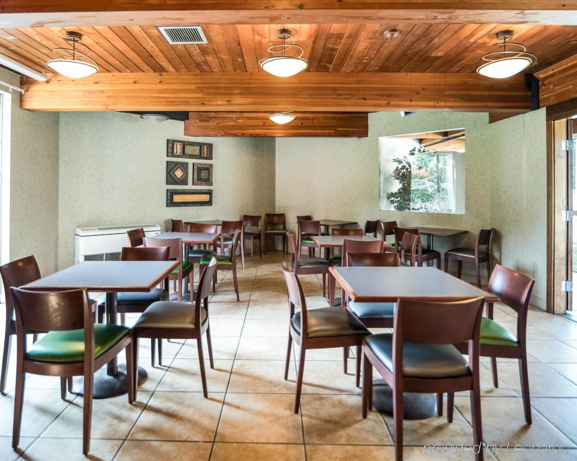Rodeway Inn グリーンフィールド エクステリア 写真