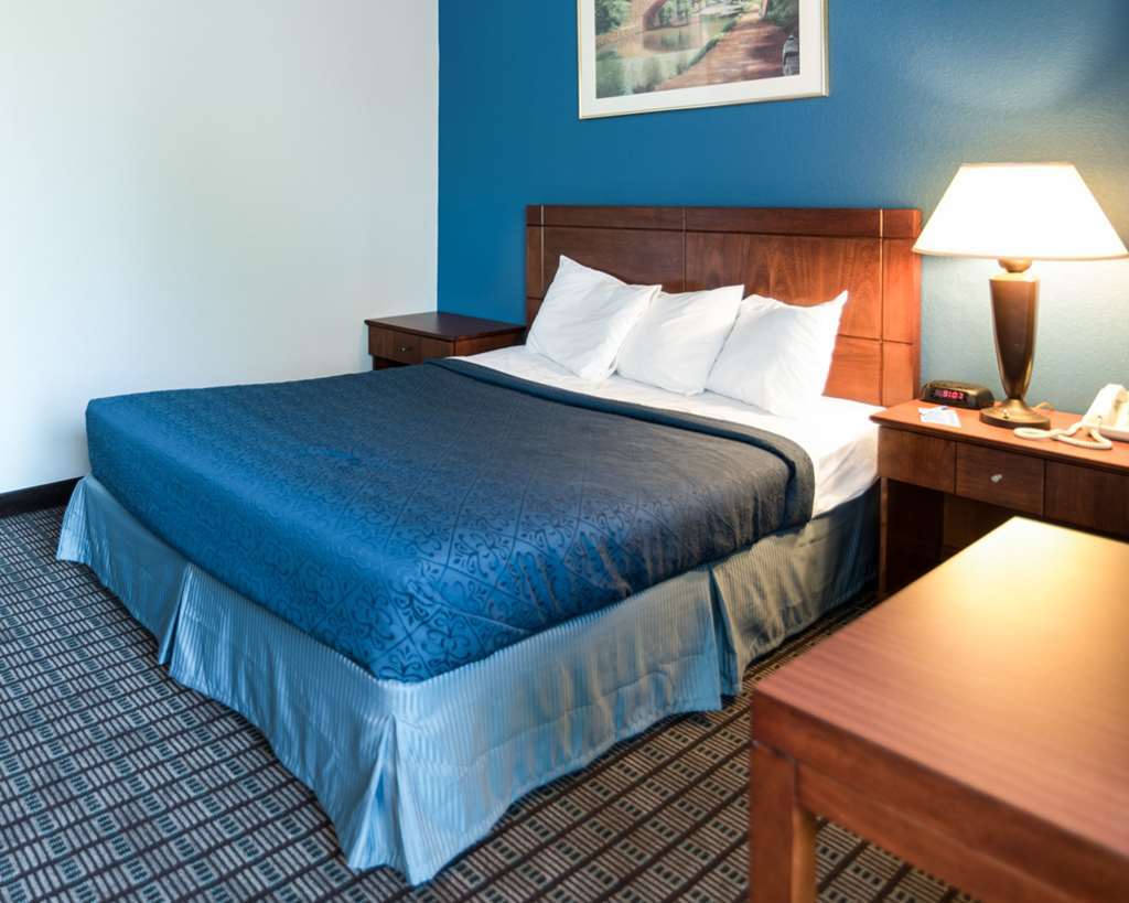 Rodeway Inn グリーンフィールド 部屋 写真